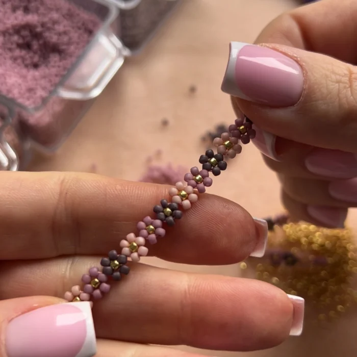 CHOKER MINI STOKROTKI CIEMNY RÓŻ & FIOLET